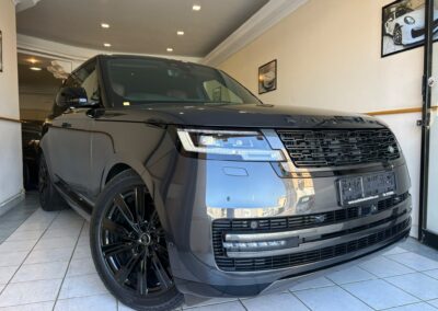 Range Rover Autobiography