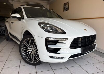 Porsche Macan S